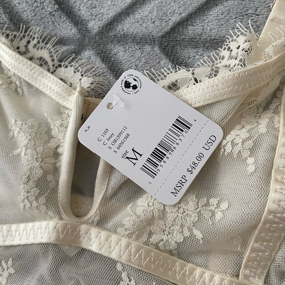 Cream/ivory layer in lace bustier free people M new with tags - Picture 3 of 4